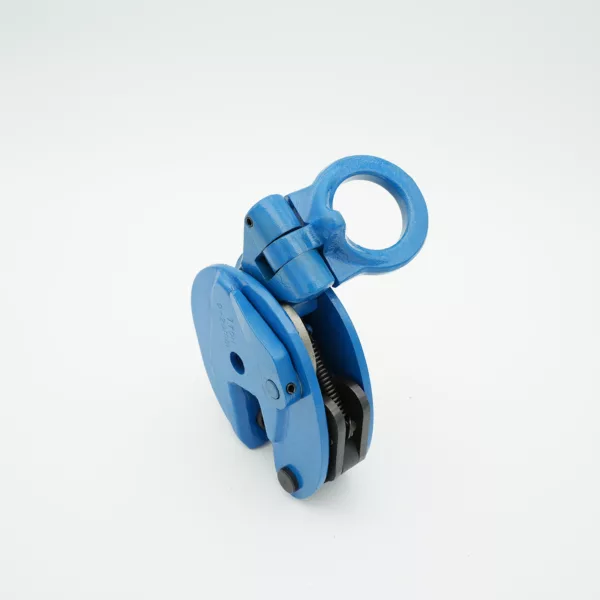 A blue industrial butterfly valve isolated on a white background with a Vertical Plate Lifting Clamp DSQ Type.