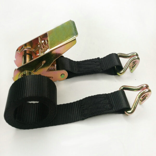 1" LC 400kg tire ratchet strap with metal hooks on a white background.